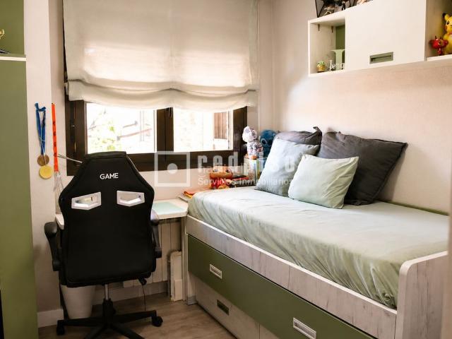 Piso en venta en Seseña, El Quiñón. Se vende espectacular piso de 4 habitaciones totalmente reformado en El Quiñón. Pisos.