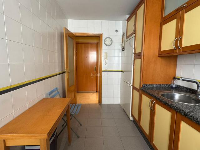 Piso en venta en Sevilla, Colores Entreparques. Luz, tranquilidad y confort en un entorno privilegiado de Sevilla Este!Buscas un hogar donde solo tengas que traer tus maletas? Es. Pisos.