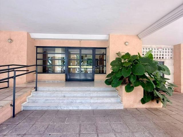 Piso en venta en Sevilla, Colores Entreparques. Piso en venta de renta libre en Sevilla. Pisos.
