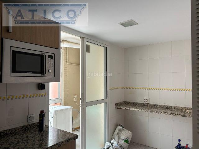 Piso en venta en Sevilla, Colores Entreparques. PISO EN VENTA EN SEVILLA ESTE. Pisos.