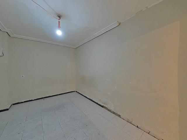 Piso en venta en Sevilla, Calle ingeniero la cierva