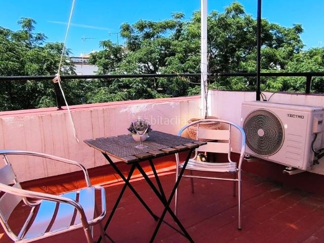 Piso en venta en Sevilla, Cruz Roja. Loft reformado con licencia turística activa y gran terraza en C Fray Isidoro de Sevilla. Pisos.