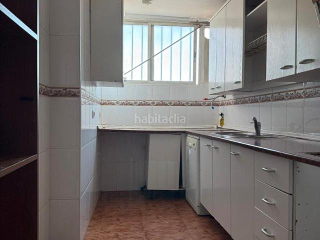 Piso en venta en Sevilla, Amate. Pisos.