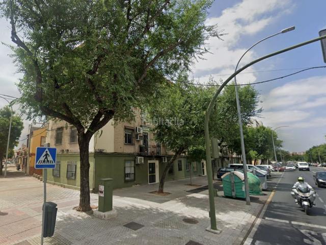 Piso en venta en Sevilla, Amate. Pisos.