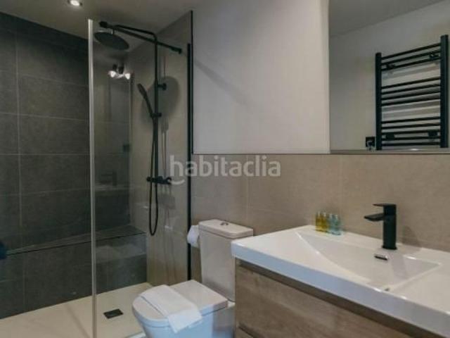 Piso en venta en Sevilla, Alfalfa Santa Cruz. Piso reformado con licencia turística. Pisos.