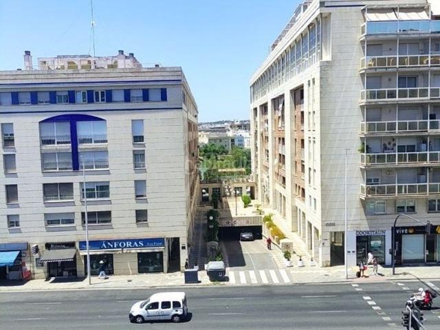 Piso en venta en Sevilla, Arenal Museo. GRAN PISO CON TERRAZA Y VISTAS AL RIO TRIANA. Pisos.