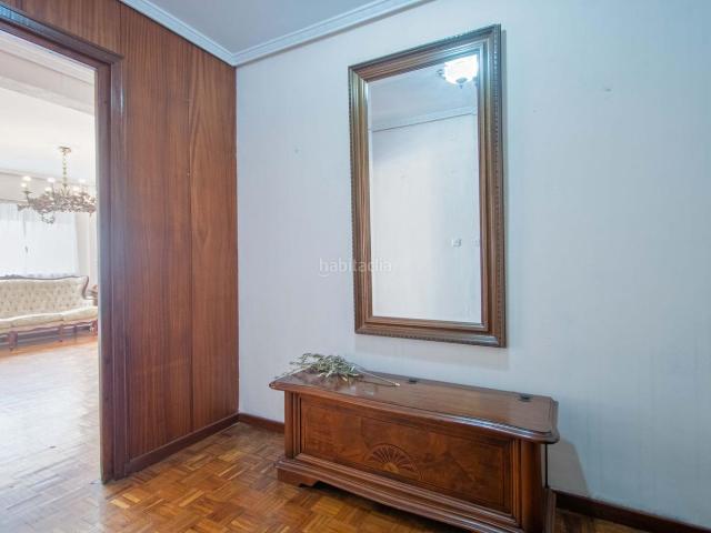 Piso en venta en Sevilla, Barrio del Nervión. Amplia y luminosa vivienda en pleno corazón de Nervión. Pisos.