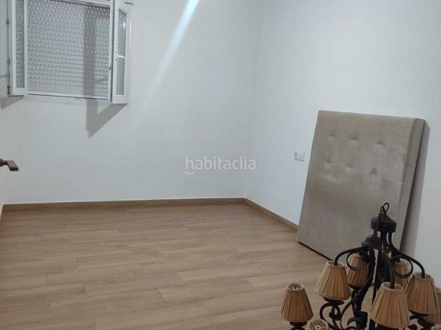 Piso en venta en Sevilla, Bellavista. Vivienda totalmente reformada con licencia turística y mobiliario a estrenar en Bellavista. Pisos.