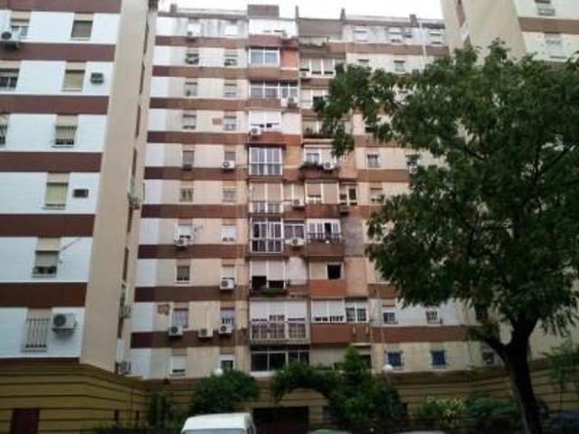 Piso en venta en Sevilla, Doctor Fedriani