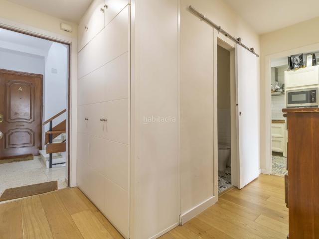 Piso en venta en Sevilla, El Cerro. PISO REFORMADO A LA VENTA EN EL CERRO DEL ÁGUILA. Pisos.
