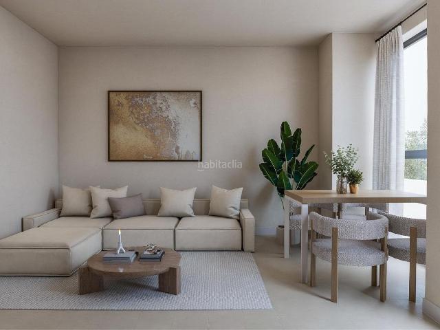 Piso en venta en Sevilla, El Cerro. Última vivienda de obra nueva con piscina y trastero en Cristo del Desamparo y Abandono. Pisos.