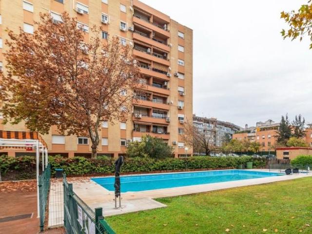 Piso en venta en Sevilla, El Porvenir
