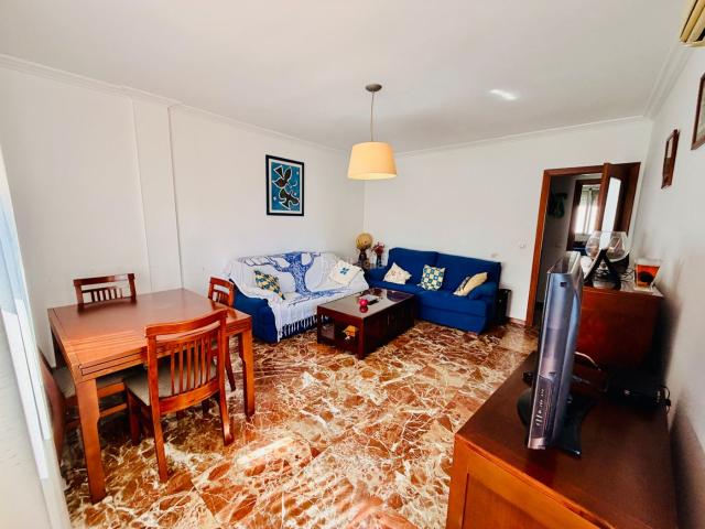 Piso en venta en Sevilla, El Porvenir. ¡MAGNÍFICA VIVIENDA SEÑORIAL JUNTO A CARDENAL BUENO MONREAL!. Pisos.