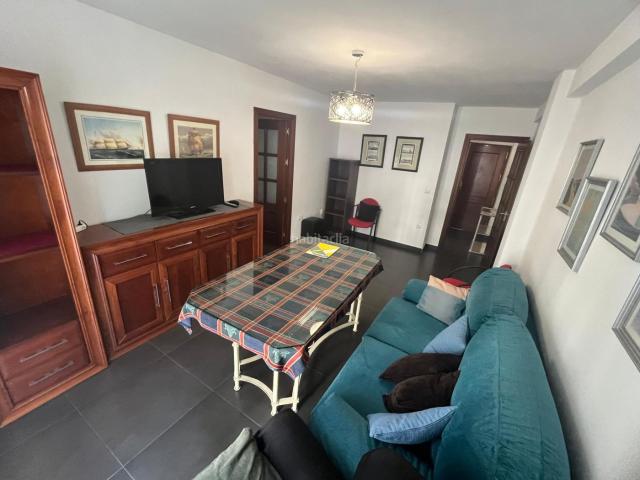 Piso en venta en Sevilla, El Plantinar Avda. La Paz El Juncal. SE VENDE PISO EN CALLE URBIÓN. Pisos.