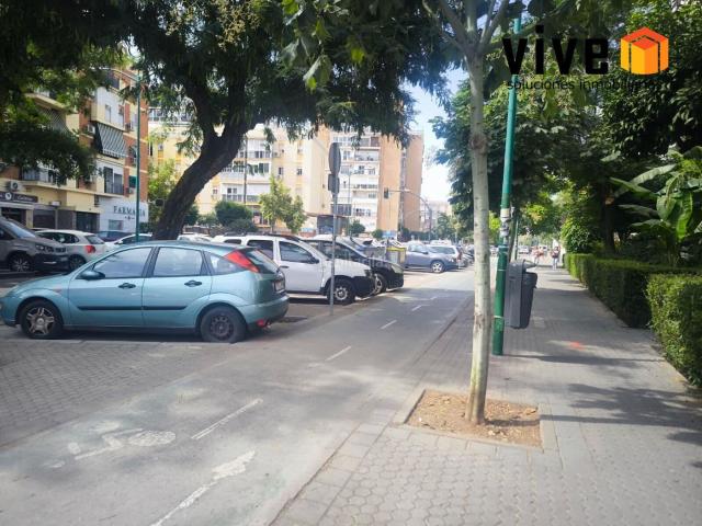 Piso en venta en Sevilla, El Torrejón El Cerezo. OPORTUNIDAD EN LA MACARENA! AL LADO DEL HOSPITAL. Pisos.