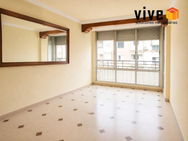 Piso en venta en Sevilla, El Torrejón El Cerezo. La oportunidad que estabas esperando en La Macarena!. Pisos.