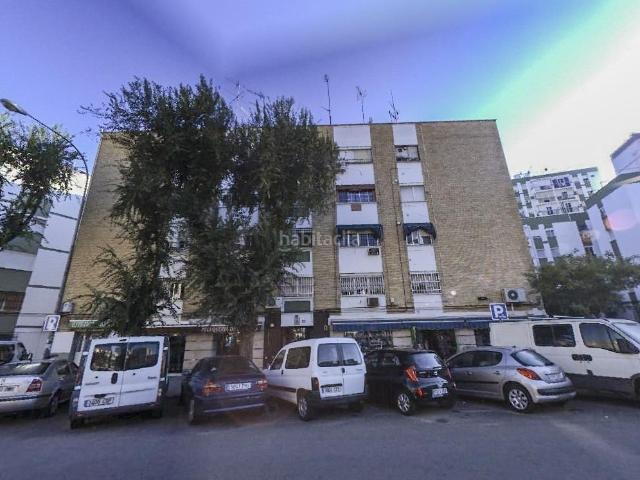Piso en venta en Sevilla, El Torrejón El Cerezo. Venta de piso en Sevilla. Pisos.