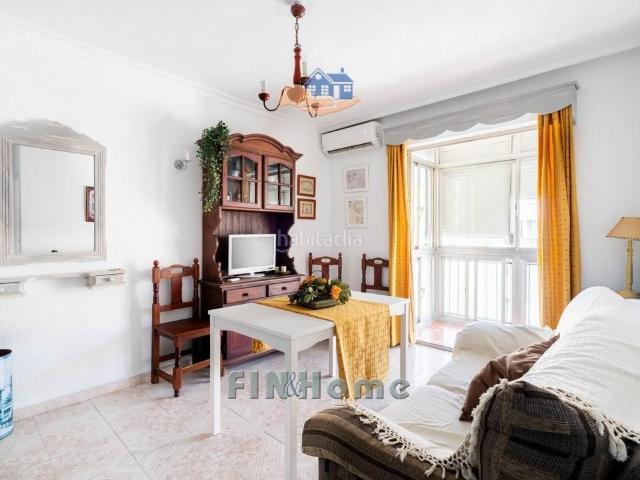 Piso en venta en Sevilla, El Tardón El Carmen. Este Piso en venta en TrianaSevilla Con ascensor lo tiene todo. Pisos.