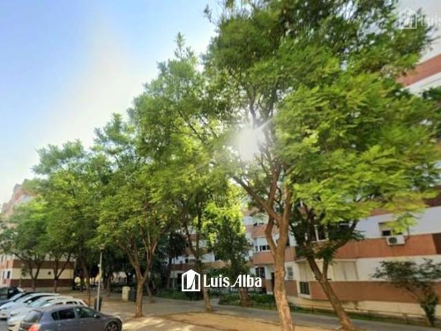 Piso en venta en Sevilla, Oliva Tiro De Linea