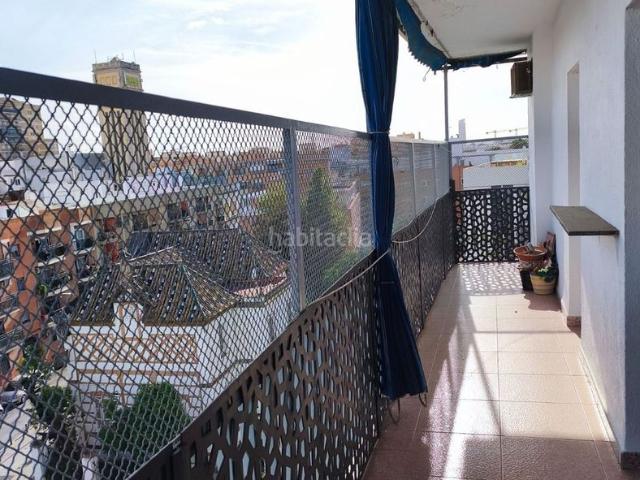 Piso en venta en Sevilla, La Calzada La Florida. GRAN TERRAZA, ASENSOR, Y GARAJE, ESTE PISO LO TIENE TODO. Pisos.