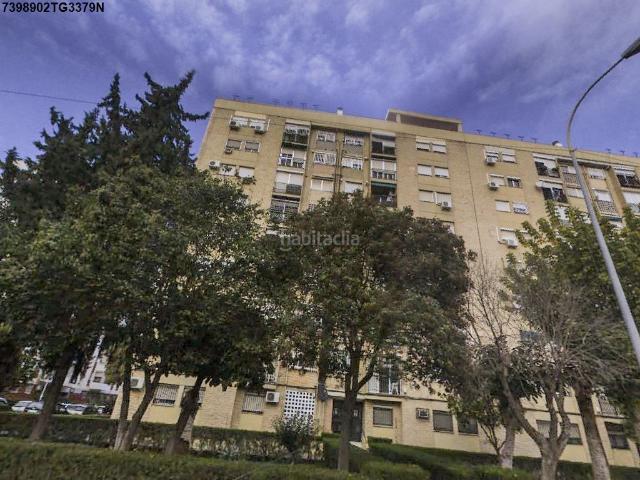 Piso en venta en Sevilla, La Oliva. Piso en Sevilla. Pisos.