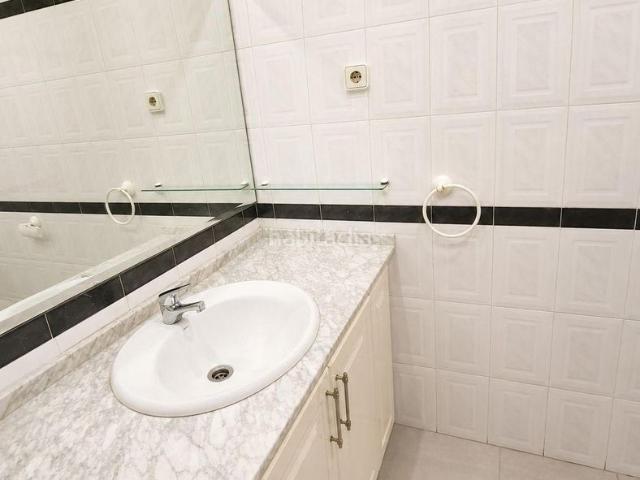 Piso en venta en Sevilla, La Oliva. Pisos.