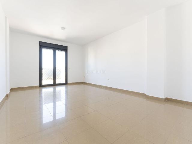 Piso en venta en Sevilla, La Oliva. Pisos.