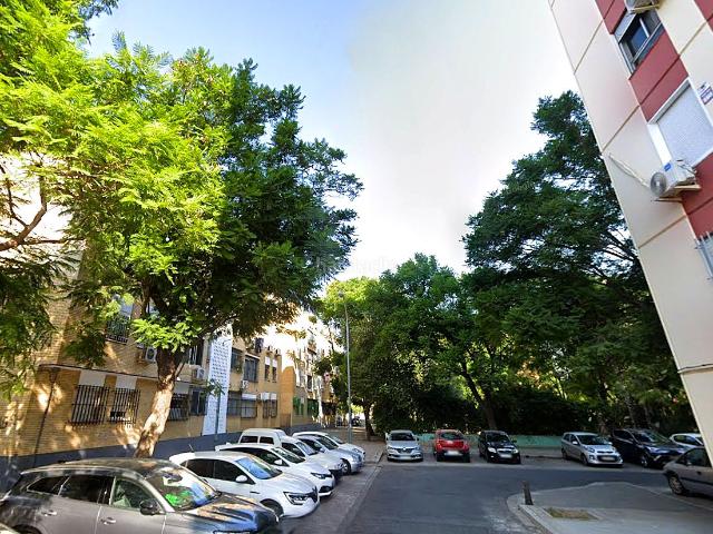 Piso en venta en Sevilla, La Oliva. Pisos.