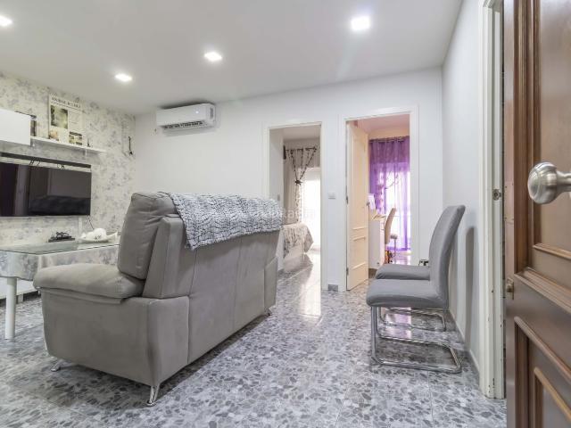 Piso en venta en Sevilla, La Plata. PISO EN MUY BUEN ESTADO A LA VENTA EN SU EMINENCIA. Pisos.