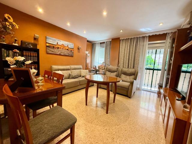 Piso en venta en Sevilla, San Jerónimo La Bachillera. Pisos.