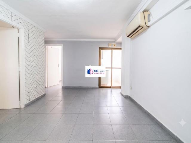 Piso en venta en Sevilla, San Pablo. OPORTUNIDAD DE PISO EN SAN PABLO BARRIO B. Pisos.