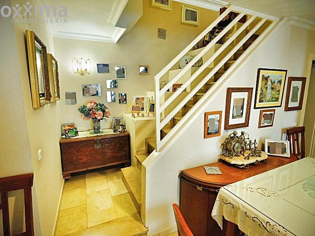 Piso en venta en Sevilla, San Pablo. ESPECTACULAR VIVIENDA DE 130 m2 CON TERRAZA Y GARAJES EN KANSAS CITY. Pisos.