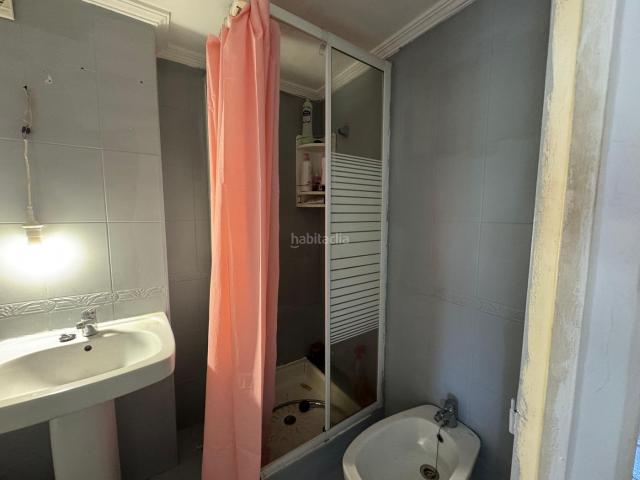 Piso en venta en Sevilla, San Pablo. Piso de 64 m con 3 dormitorios y exterior en Sevilla. Pisos.