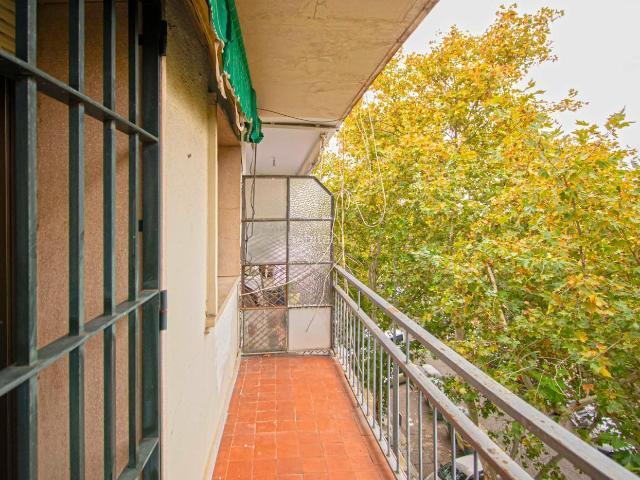 Piso en venta en Sevilla, San Vicente. Estupendo piso en Avda. de Torneo, junto Calle Goles!. Pisos.