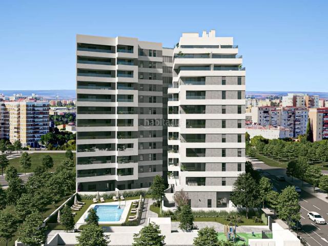 Piso en venta en Sevilla, Santa Clara. Torre Althea. Pisos.