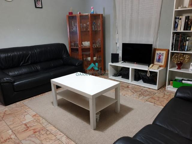 Piso en venta en Sevilla, Sector Sur La Palmera Reina Mercedes. PISO EN VENTA. Pisos.