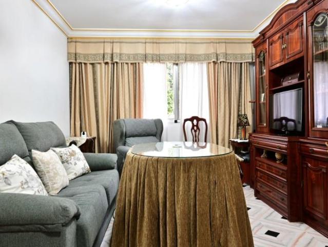 Piso en venta en Sevilla, Parque Alcosa