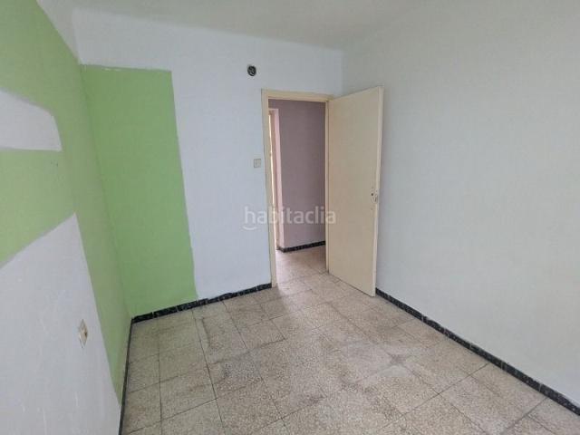 Piso en venta en Sevilla, Parque Alcosa. CIUDAD DE GANDIA. Pisos.