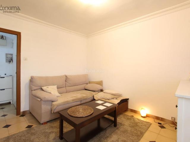 Piso en venta en Sevilla, Parque Alcosa. Encantador piso en Parque Alcosa, tu nuevo hogar te espera!. Pisos.