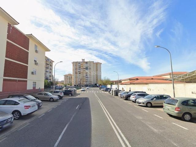 Piso en venta en Sevilla, Parque Alcosa. Piso en Sevilla. Activo inmobiliario SIN POSESIÓN, NO SE PUEDE VISITAR. Pisos.