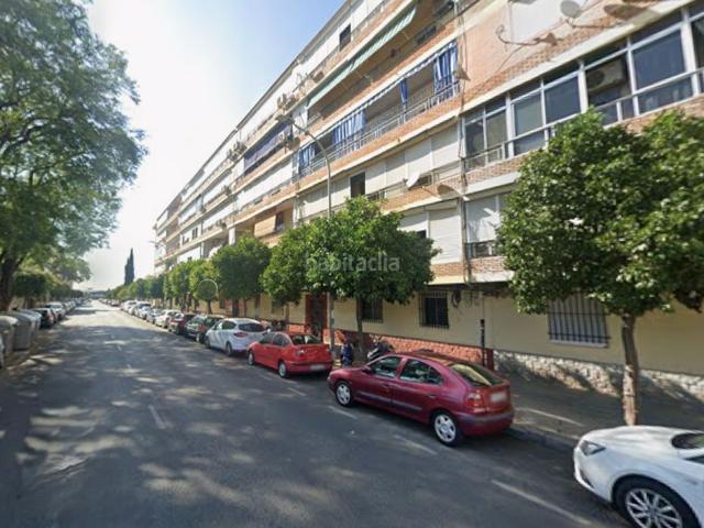 Piso en venta en Sevilla, Parque Alcosa. Pisos.