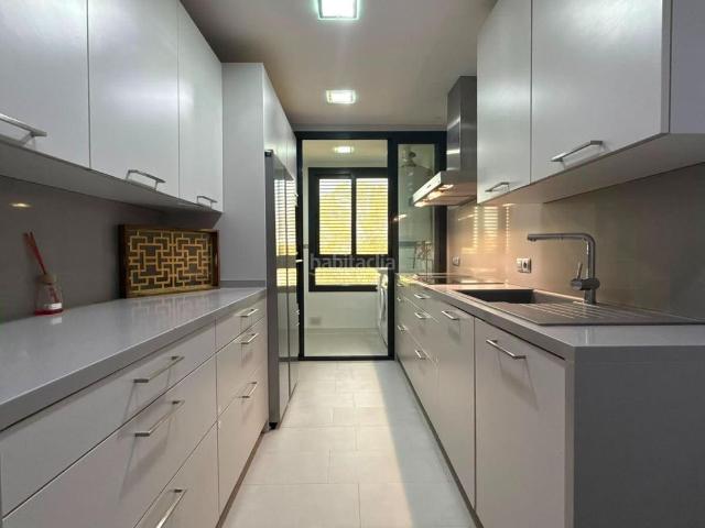 Piso en venta en Sevilla, Pedro Salvador Las Palmeritas. MAGNIFICO PISO EN PINEDA. Pisos.