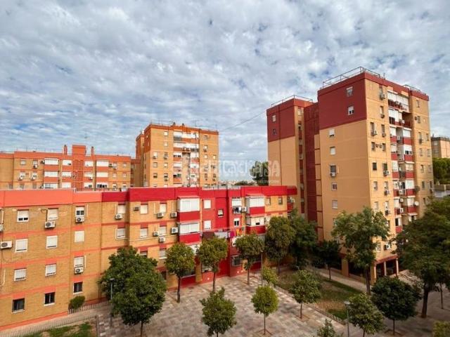 Piso en venta en Sevilla, Pino Montano Consolación. Piso en venta en Sevilla. Pisos.