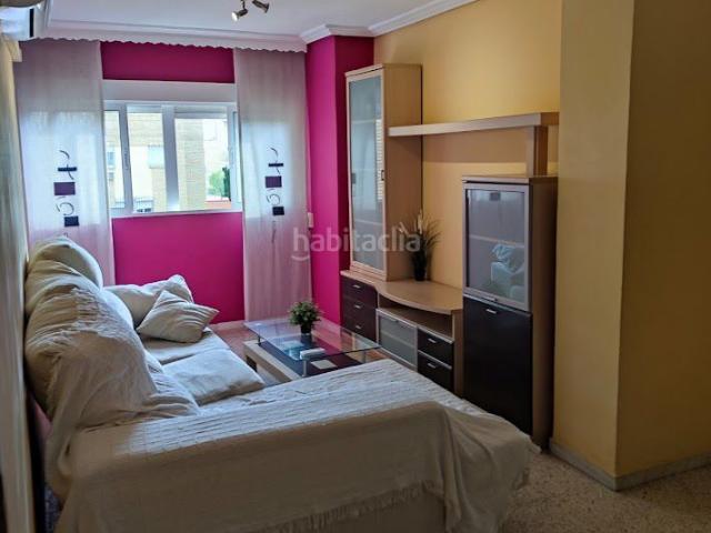 Piso en venta en Sevilla, Pino Montano Consolación. Piso en venta en Pino Montano Los Mares, 3 dormitorios. Pisos.