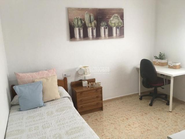 Piso en venta en Sevilla, Tiro de Línea. Piso en venta en Sevilla. Pisos.