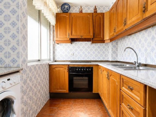 Piso en venta en Sevilla, Triana Oeste. Oportunidad en el corazón de Triana. Pisos.