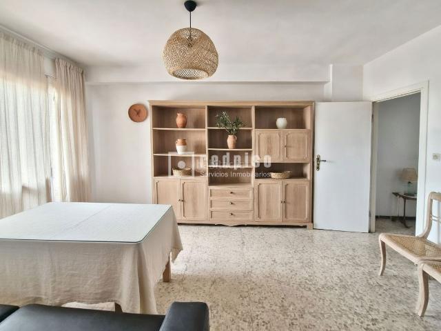 Piso en venta en Sevilla, Triana Oeste. PISO EN VENTA EN TRIANA. CALLE MANUEL ARELLANO. Pisos.