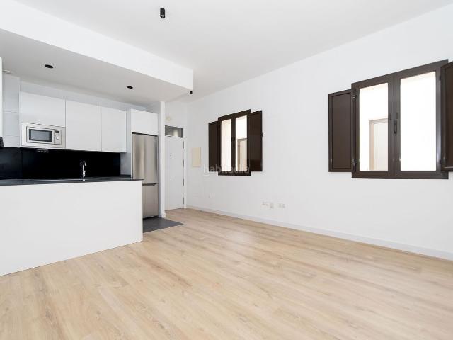 Piso en venta en Sevilla, Triana Casco Antiguo. Pisos.