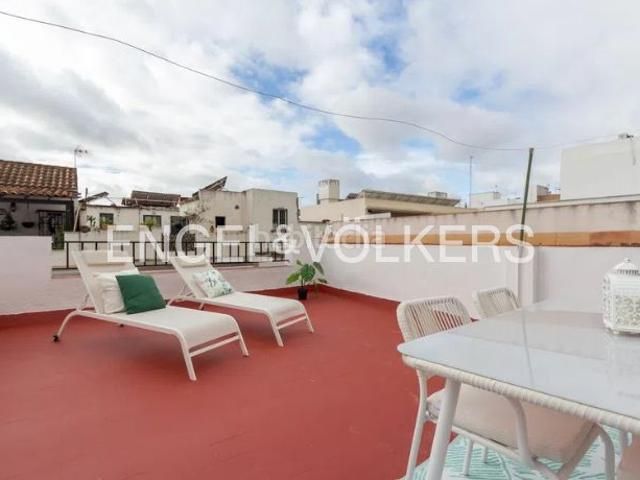 Piso en venta en Sevilla, Triana Este. Ático con terraza en el corazón Triana. Pisos.