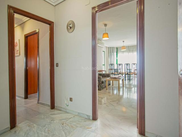 Piso en venta en Sevilla, Urbadiez Entrepuentes. Magnífico piso en Edificio Fomento!. Pisos.